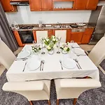 Luxurious Home In Vir Vir