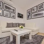 Luxurious Home In Vir *