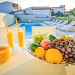 Casa vacanze Luxurious Home In Vir Vir